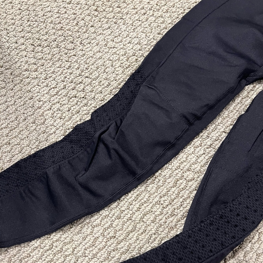 Fabletics leggings - Picture 3 of 4